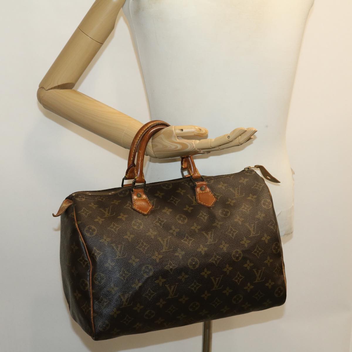 LOUIS VUITTON Monogram Speedy 35 Hand Bag M41524 LV Auth jk2340