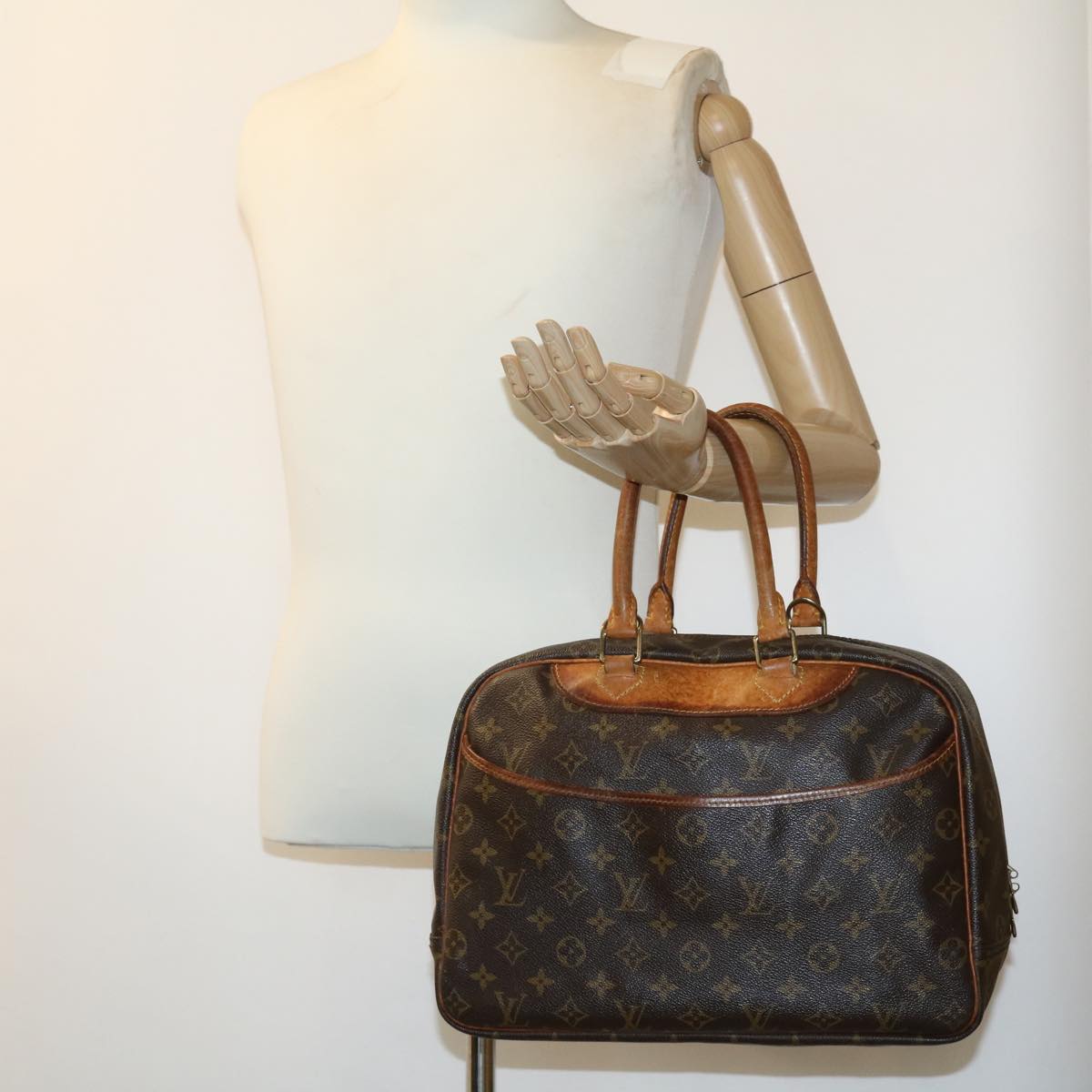 LOUIS VUITTON Monogram Deauville Hand Bag M47270 LV Auth jk2404