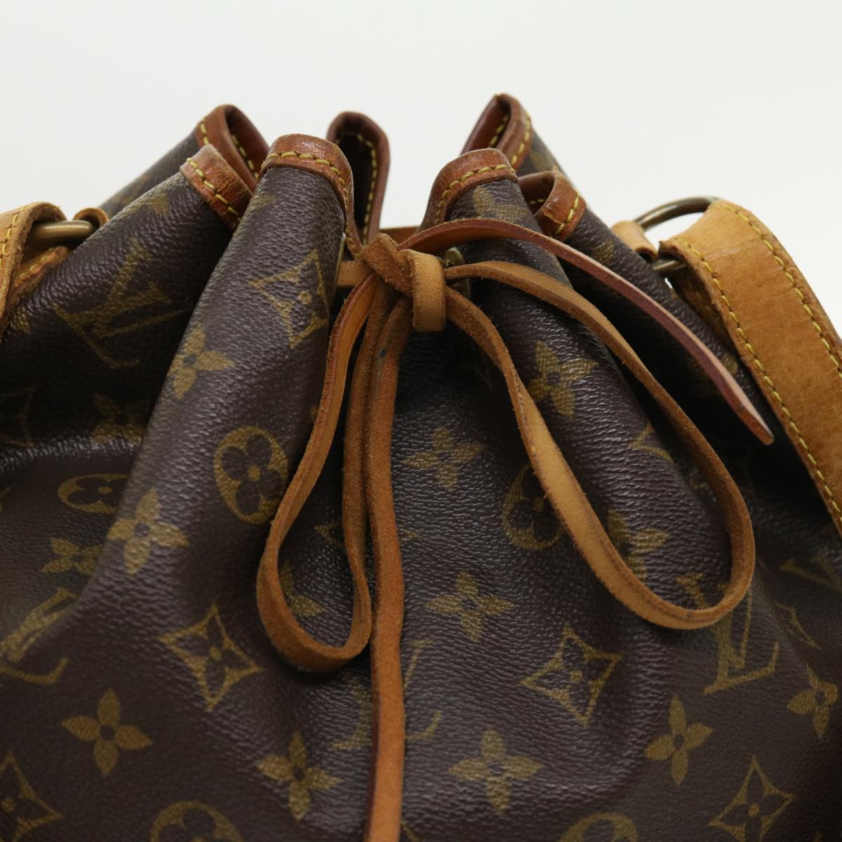 LOUIS VUITTON Monogram Petit Noe Shoulder Bag M42226 LV Auth jk2492