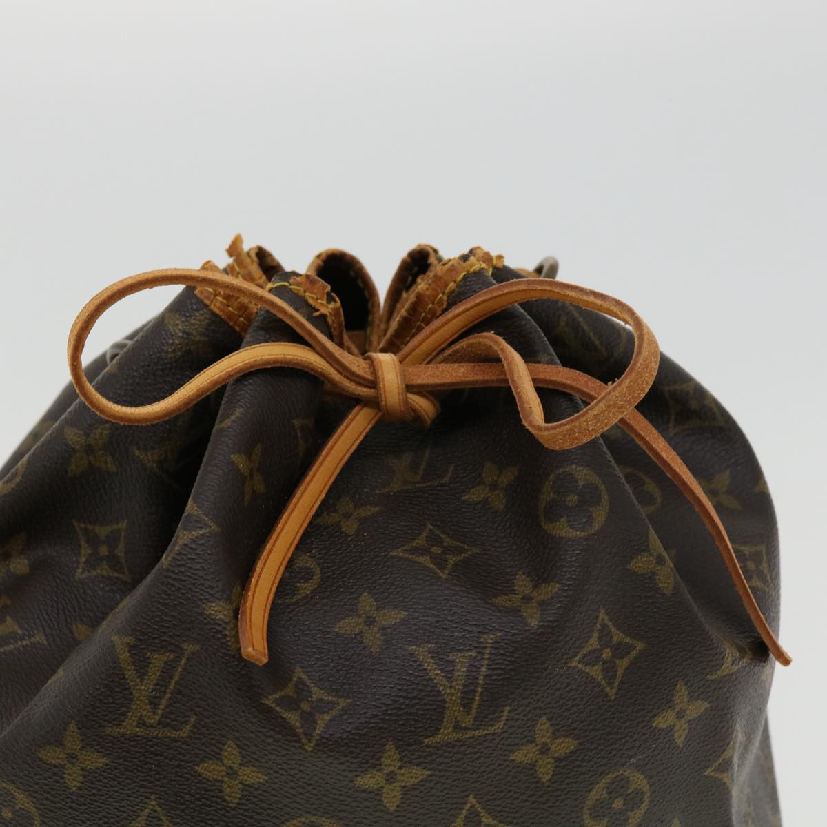 LOUIS VUITTON Monogram Petit Noe Shoulder Bag M42226 LV Auth jk2514