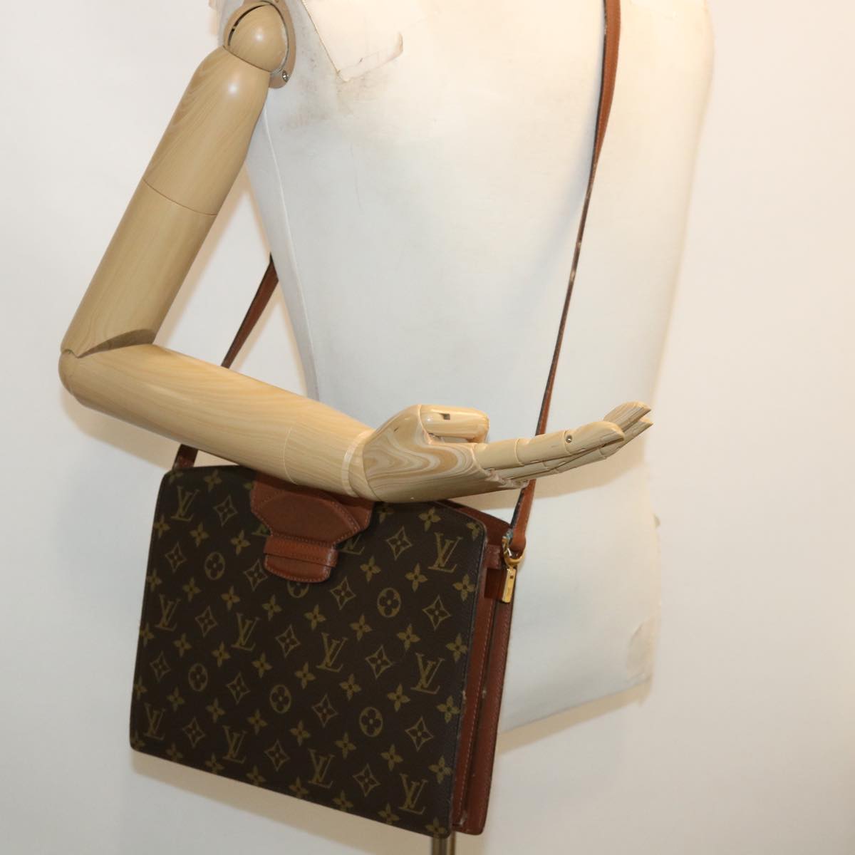 LOUIS VUITTON Monogram Kurcell Shoulder Bag M51375 LV Auth jk2543