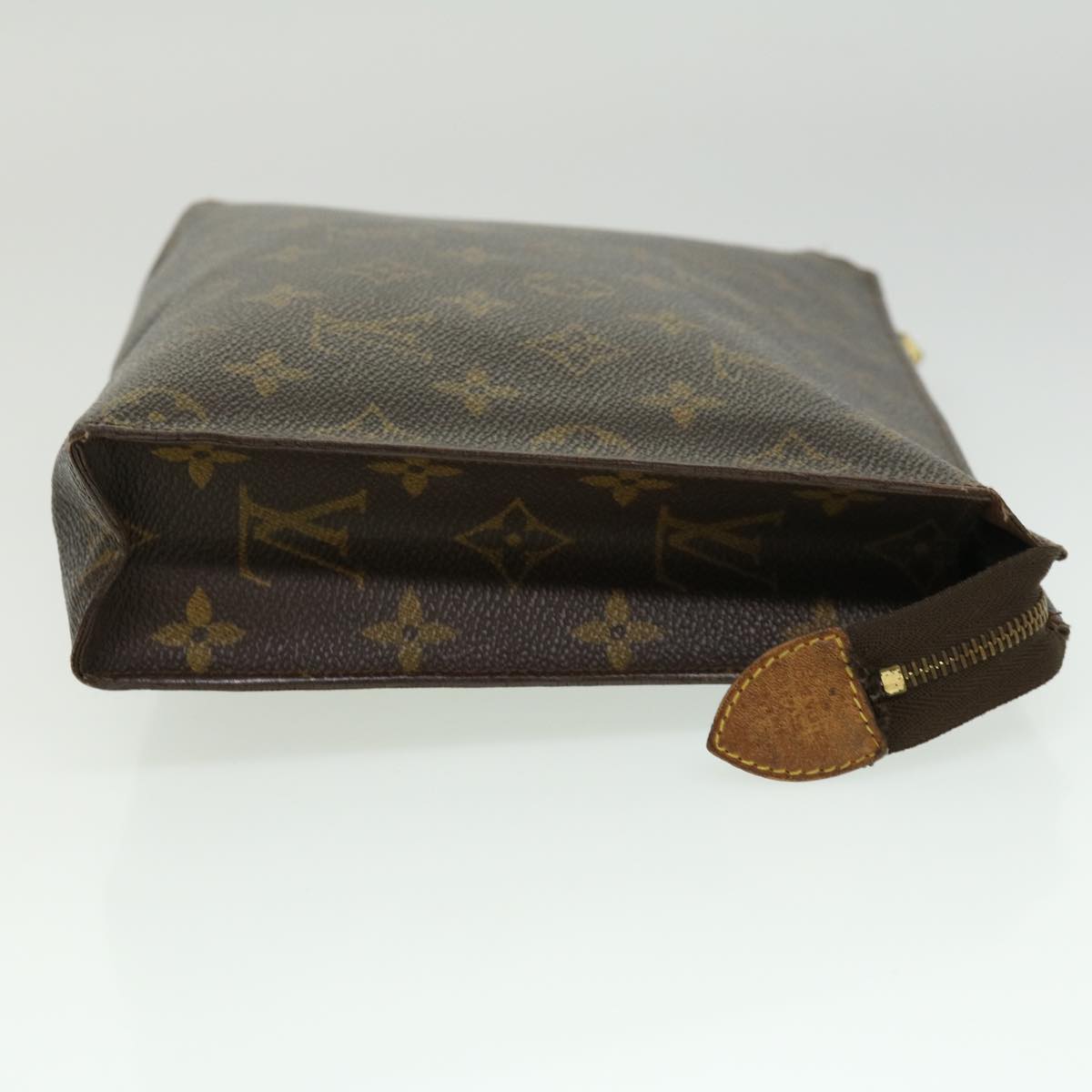 LOUIS VUITTON Monogram Poche Toilette 26 Pouch M47542 LV Auth jk2618