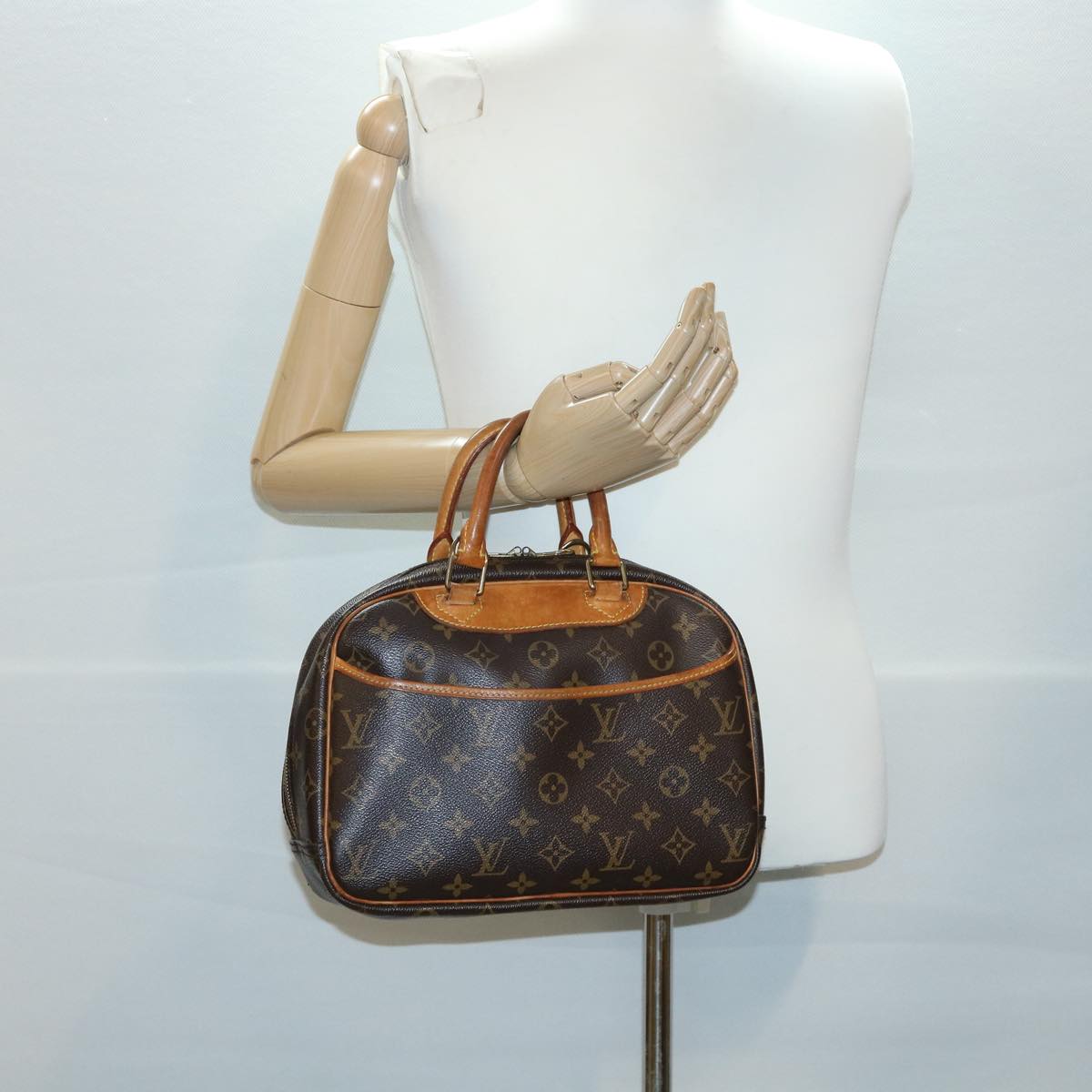 LOUIS VUITTON Monogram Trouville Hand Bag M42228 LV Auth jk2750