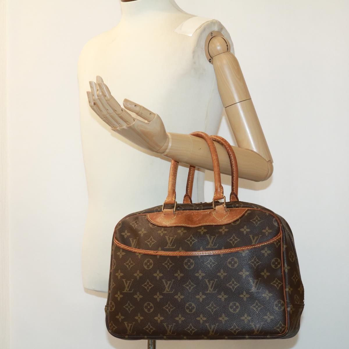 LOUIS VUITTON Monogram Deauville Hand Bag M47270 LV Auth jk2897