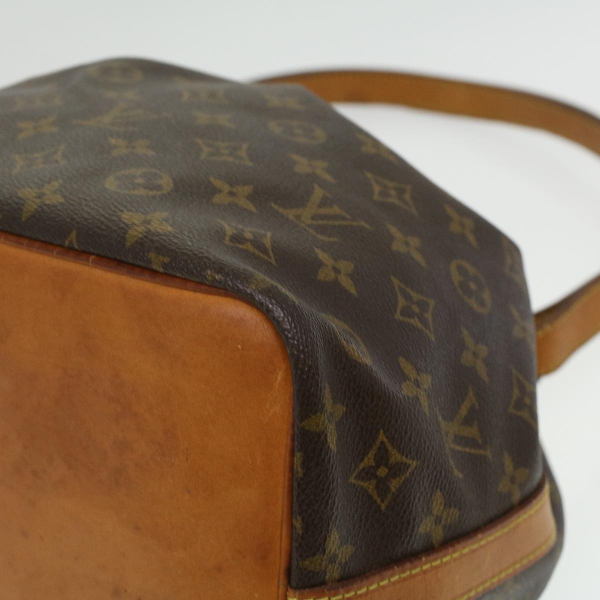 LOUIS VUITTON Monogram Petit Noe Shoulder Bag M42226 LV Auth jk3032