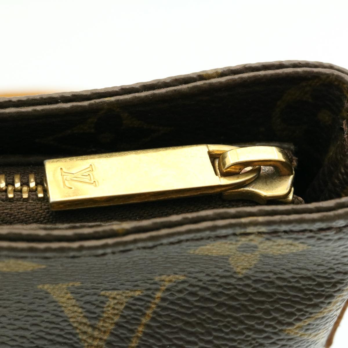 LOUIS VUITTON Monogram Trotteur Shoulder Bag M51240 LV Auth jk353