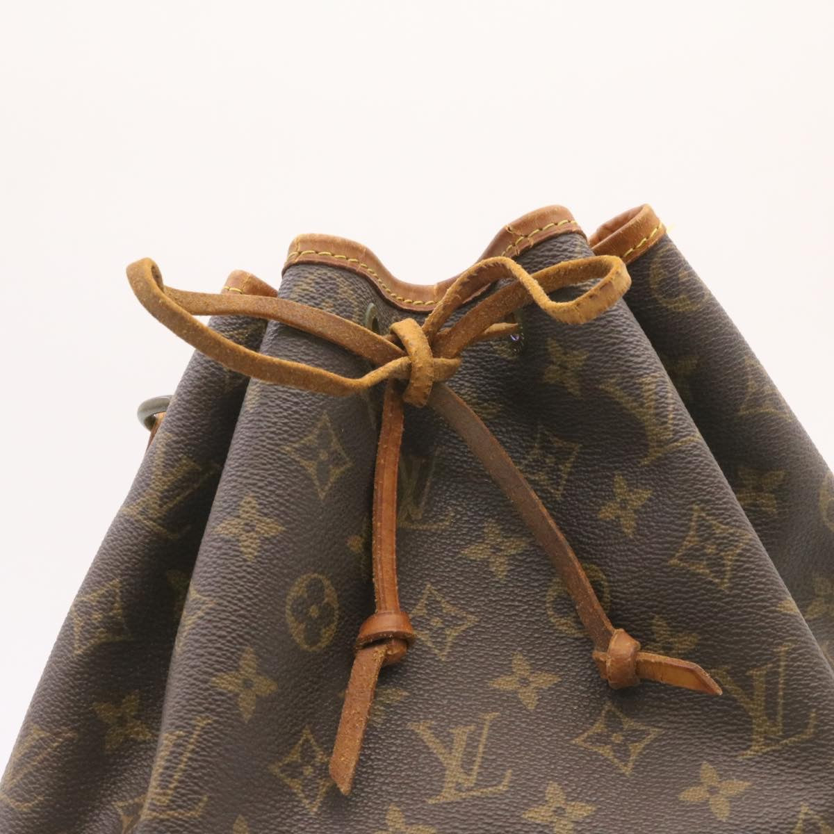 LOUIS VUITTON Monogram Noe Shoulder Bag M42224 LV Auth ki1234