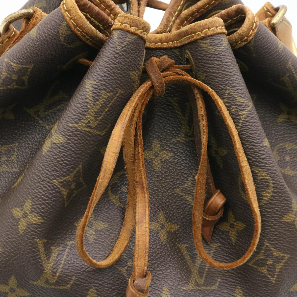 LOUIS VUITTON Monogram Noe Shoulder Bag M42224 LV Auth ki1276