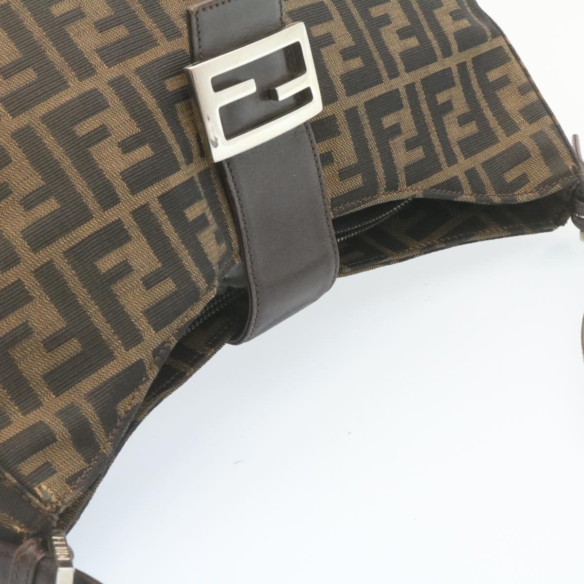 FENDI Zucca Canvas Mamma Baguette Shoulder Bag Brown Black Auth ki1362