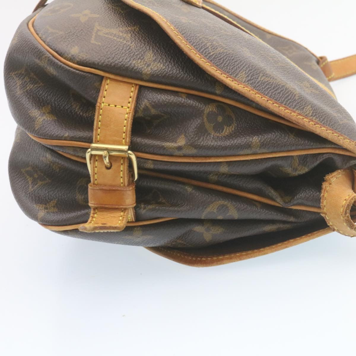 LOUIS VUITTON Monogram Saumur 30 Shoulder Bag M42256 LV Auth ki1540