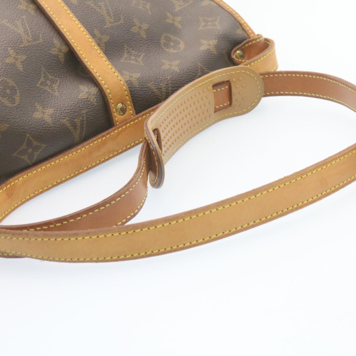 LOUIS VUITTON Monogram Saumur 30 Shoulder Bag M42256 LV Auth ki1540