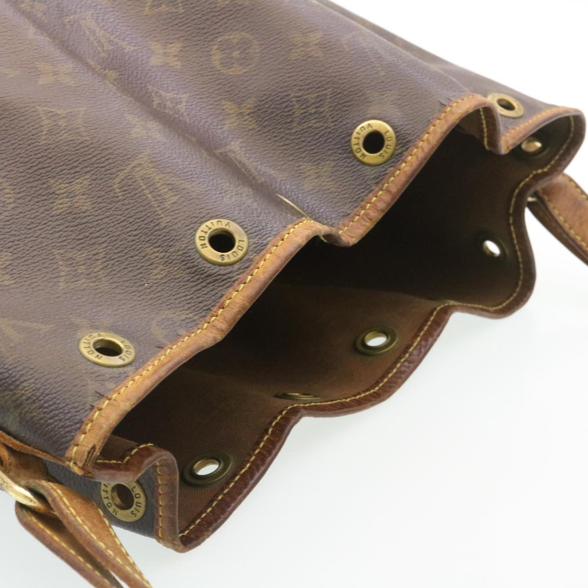 LOUIS VUITTON Monogram Noe Shoulder Bag M42224 LV Auth ki1656