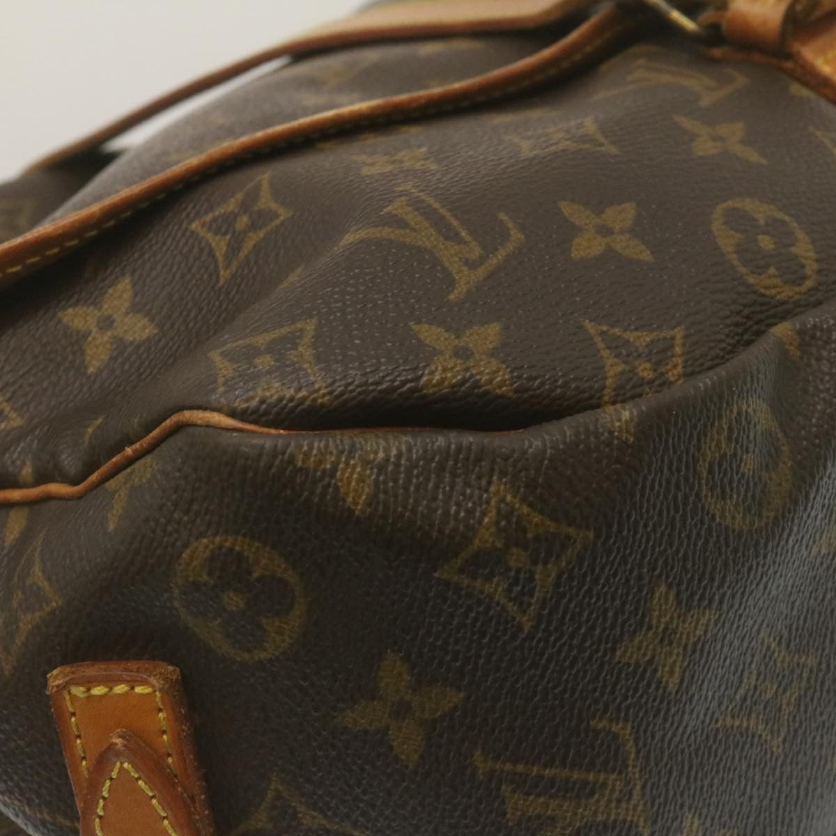 LOUIS VUITTON Monogram Saumur 35 Shoulder Bag M42254 LV Auth ki1742