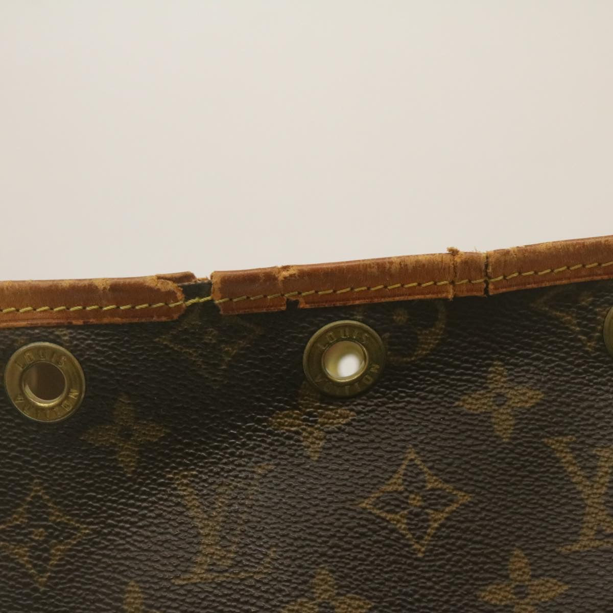 LOUIS VUITTON Monogram Noe Shoulder Bag M42224 LV Auth ki1748