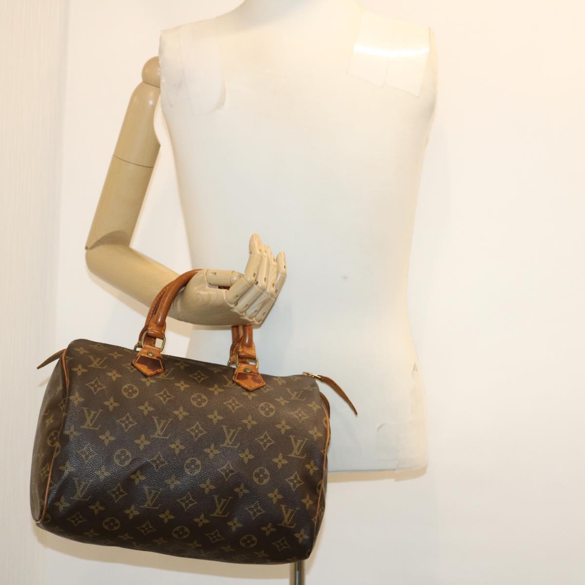 LOUIS VUITTON Monogram Speedy 30 Hand Bag M41526 LV Auth ki1837