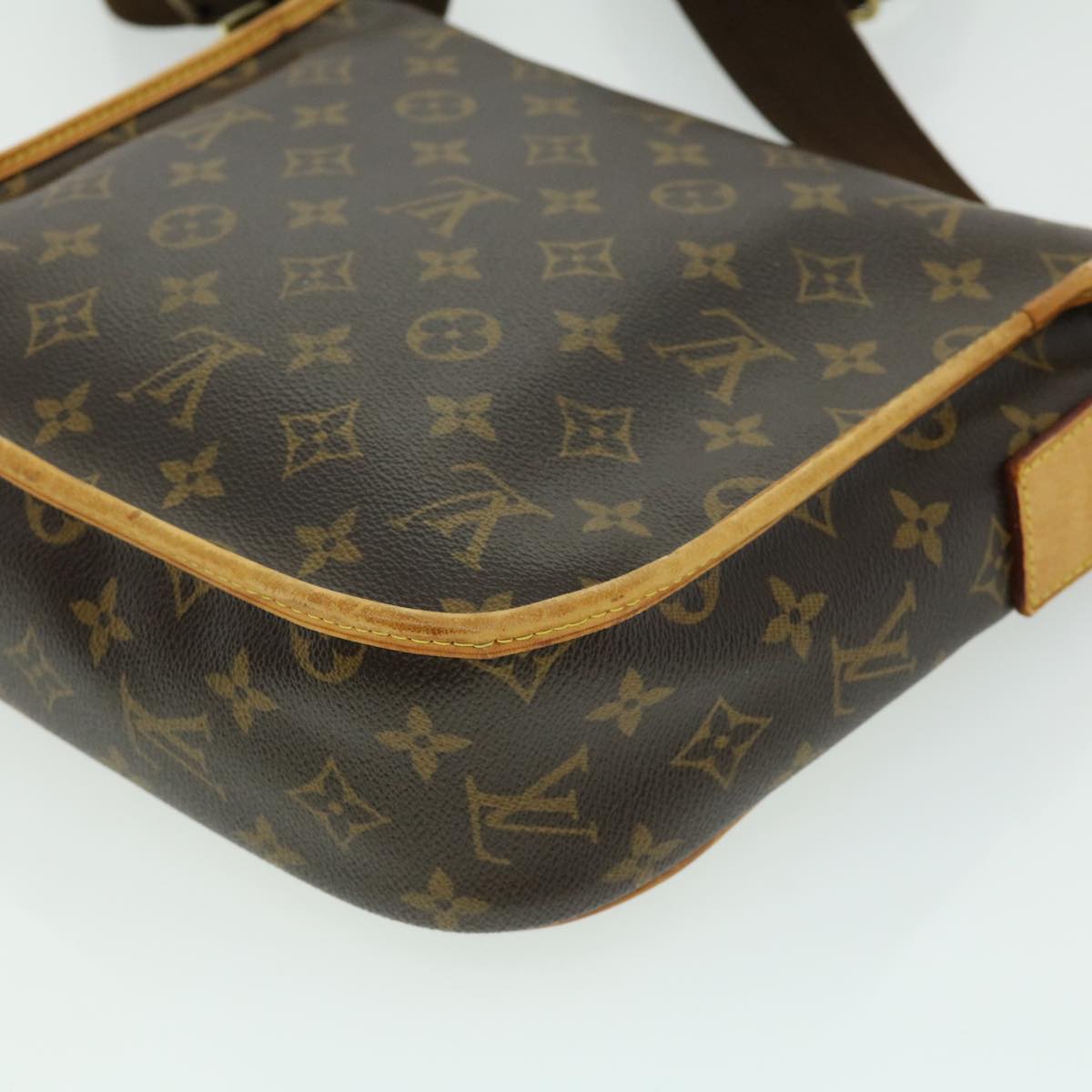 LOUIS VUITTON Monogram Messenger Bosphore PM Shoulder Bag M40106 LV Auth ki1998