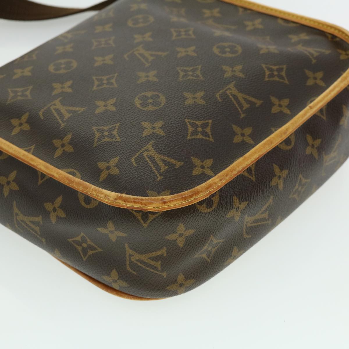 LOUIS VUITTON Monogram Messenger Bosphore PM Shoulder Bag M40106 LV Auth ki1998