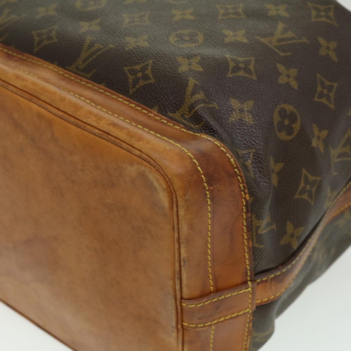 LOUIS VUITTON Monogram Noe Shoulder Bag M42224 LV Auth ki2419