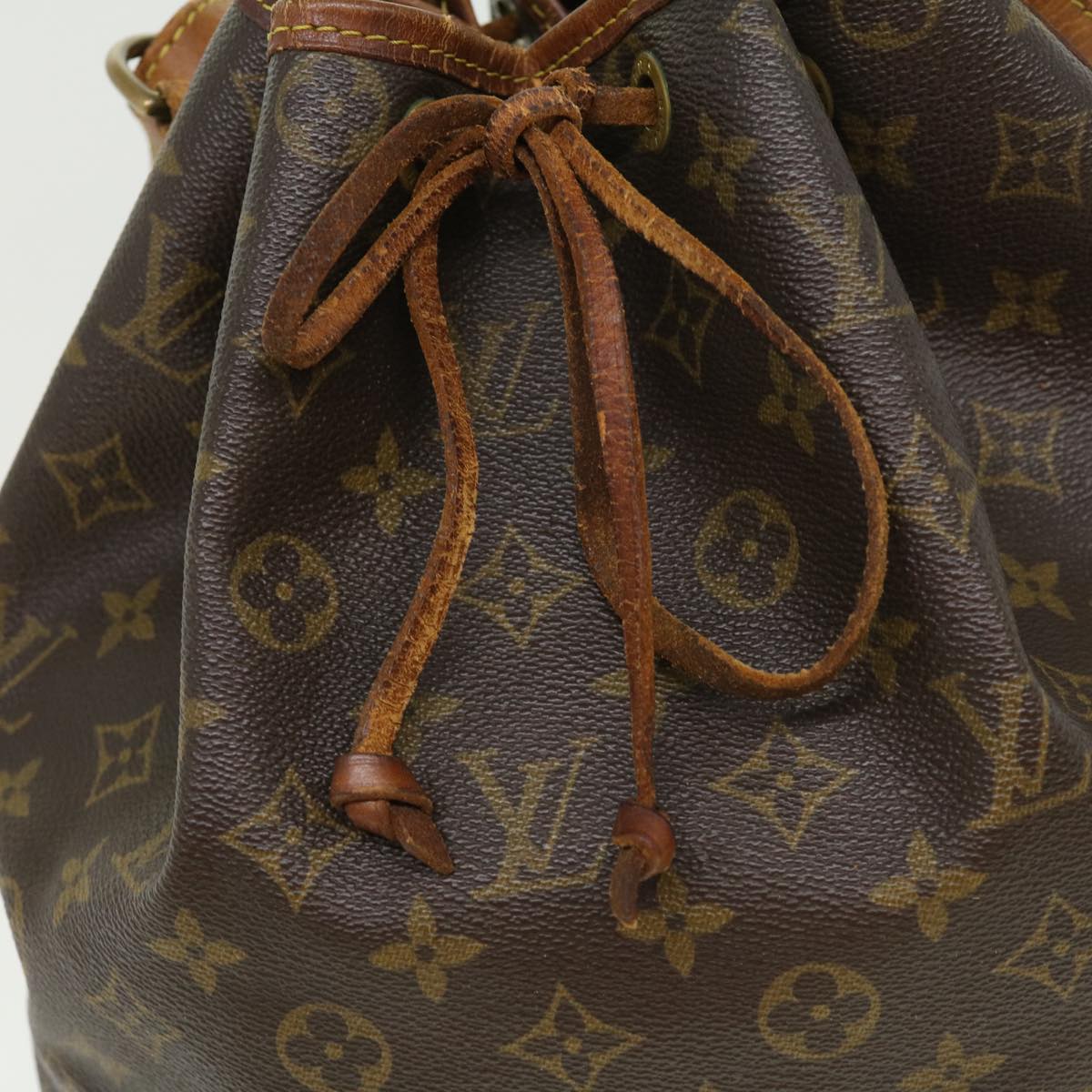 LOUIS VUITTON Monogram Noe Shoulder Bag M42224 LV Auth ki2419