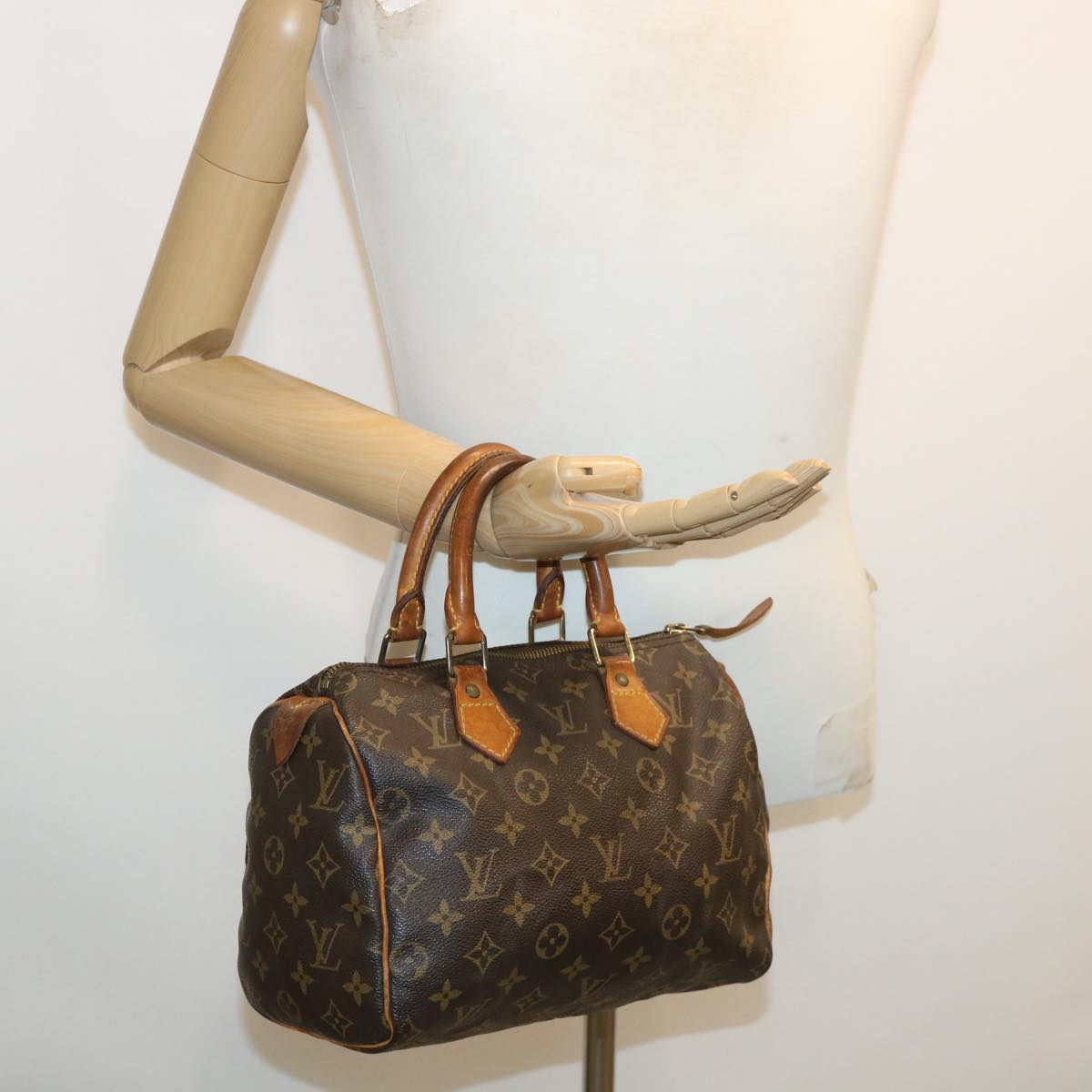 LOUIS VUITTON Monogram Speedy 25 Hand Bag M41528 LV Auth ki2448