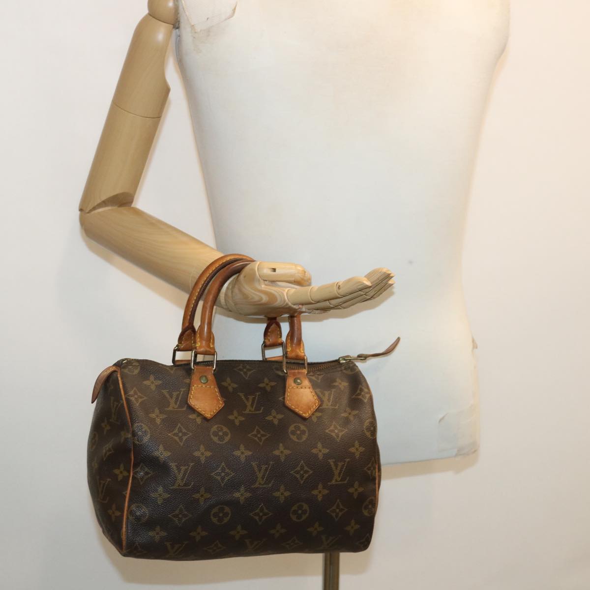 LOUIS VUITTON Monogram Speedy 25 Hand Bag M41528 LV Auth ki2449