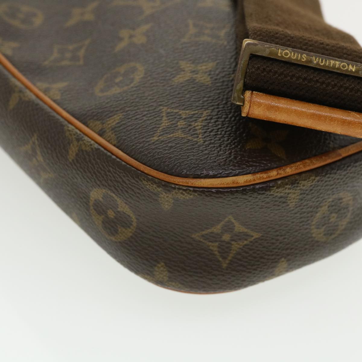 LOUIS VUITTON Monogram Pochette Gange Shoulder Bag M51870 LV Auth ki2489