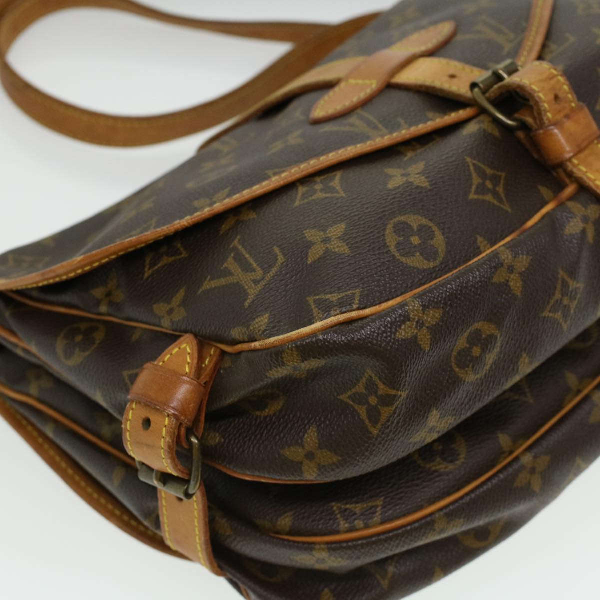 LOUIS VUITTON Monogram Saumur 30 Shoulder Bag M42256 LV Auth ki2529