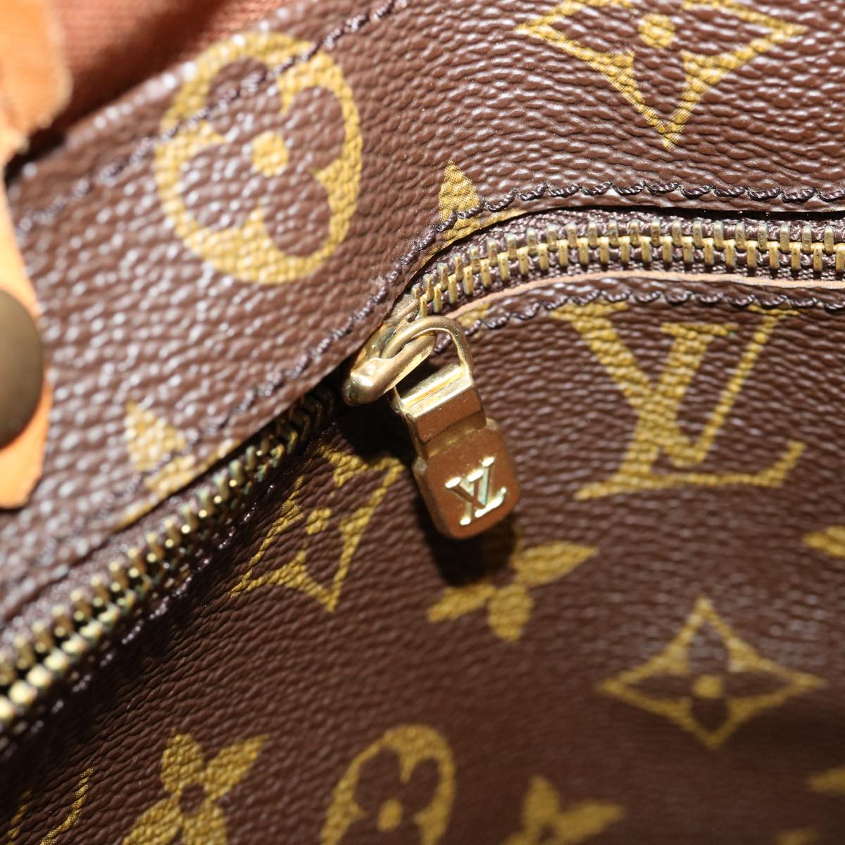 LOUIS VUITTON Monogram Randonnee GM Shoulder Bag M42244 LV Auth ki2710