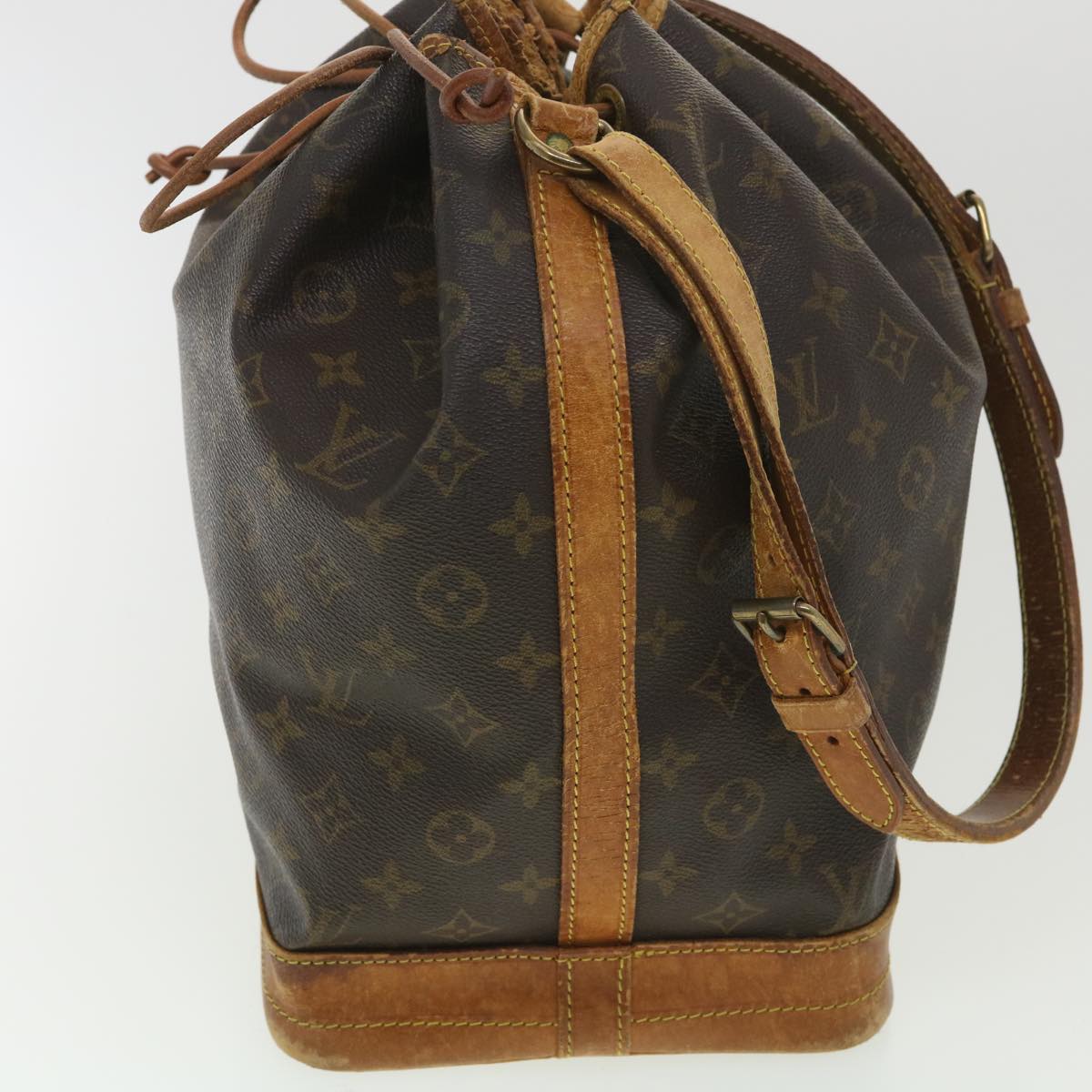 LOUIS VUITTON Monogram Noe Shoulder Bag M42224 LV Auth ki2745