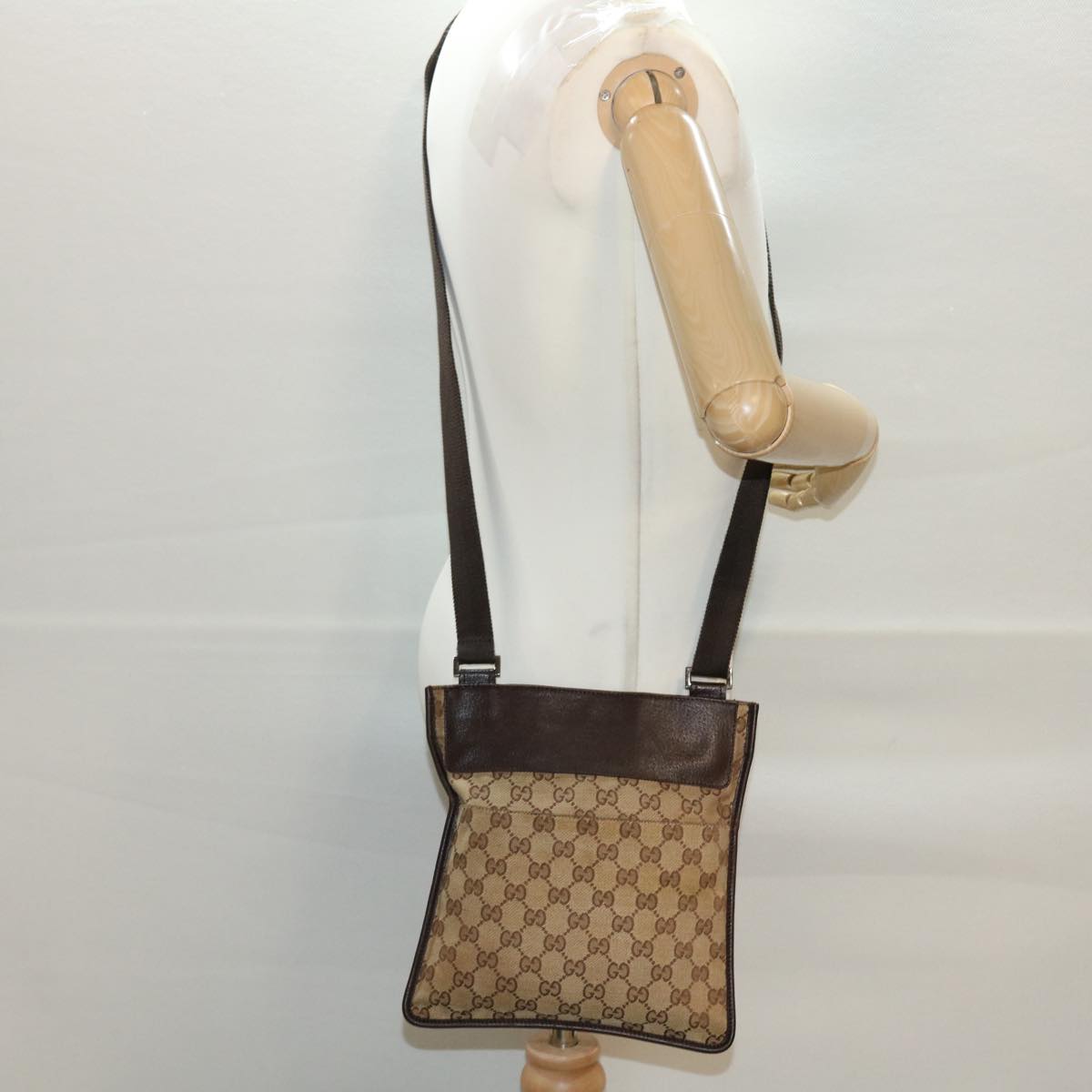 GUCCI GG Canvas Shoulder Bag Beige 27639 Auth ki2834