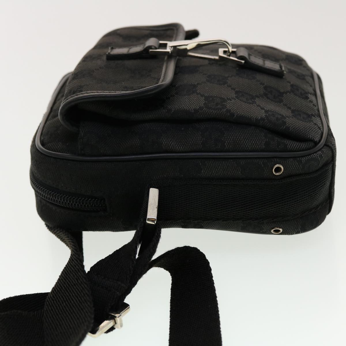 GUCCI GG Canvas Shoulder Bag Black 90470 Auth ki2892