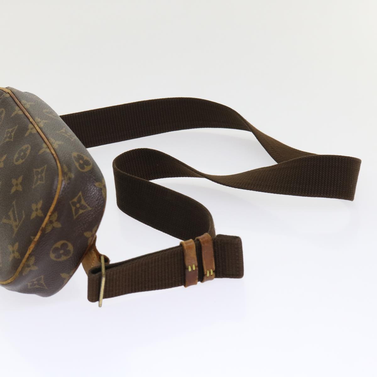 LOUIS VUITTON Monogram Pochette Gange Shoulder Bag M51870 LV Auth ki3162