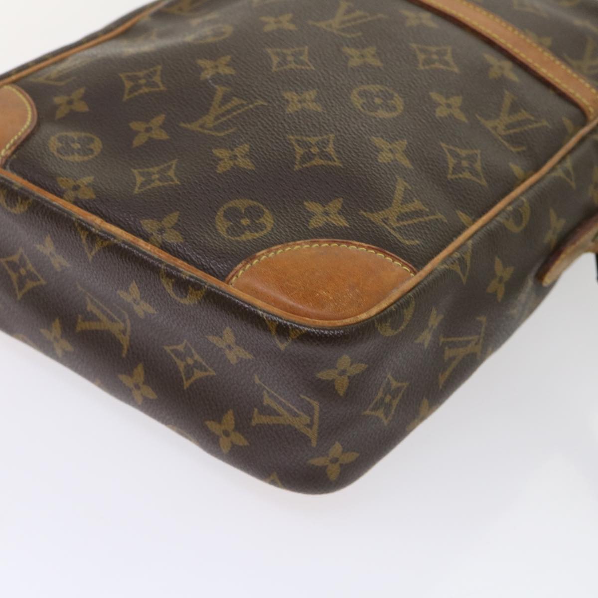 LOUIS VUITTON Monogram Danube MM Shoulder Bag M45264 LV Auth ki3267