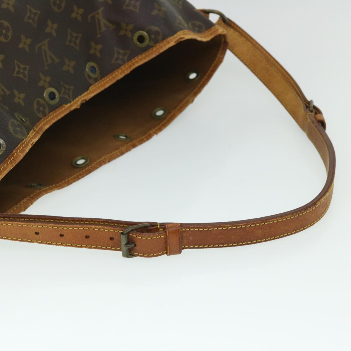 LOUIS VUITTON Monogram Noe Shoulder Bag M42224 LV Auth ki3356