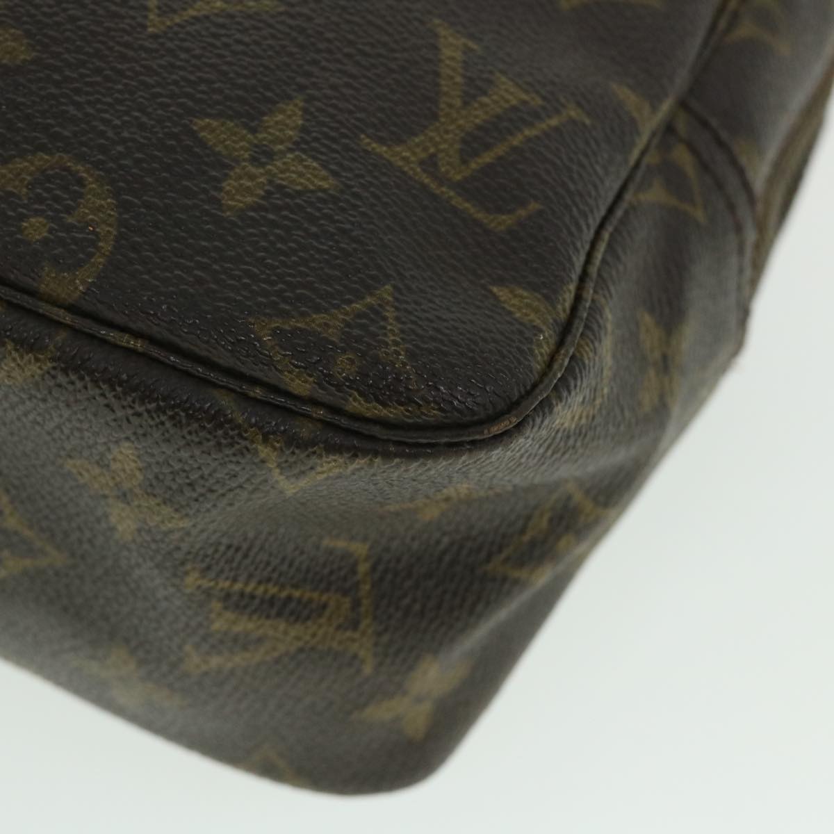 LOUIS VUITTON Monogram Trousse Toilette 28 Clutch Bag M47522 LV Auth ki3525