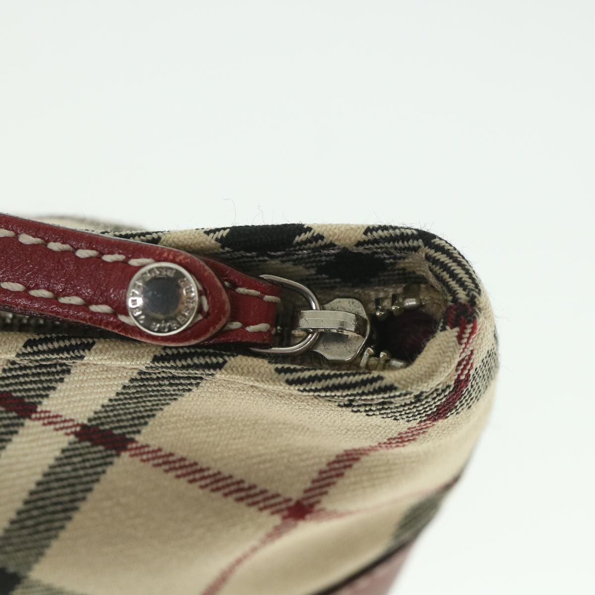 BURBERRY Nova Check Blue Label Pouch Canvas Red Beige Auth ki3581