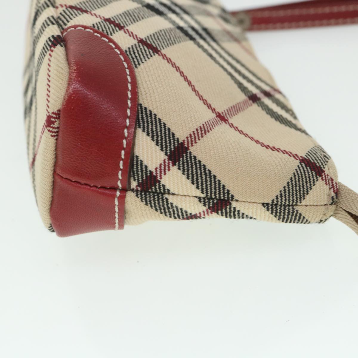 BURBERRY Nova Check Blue Label Pouch Canvas Red Beige Auth ki3581