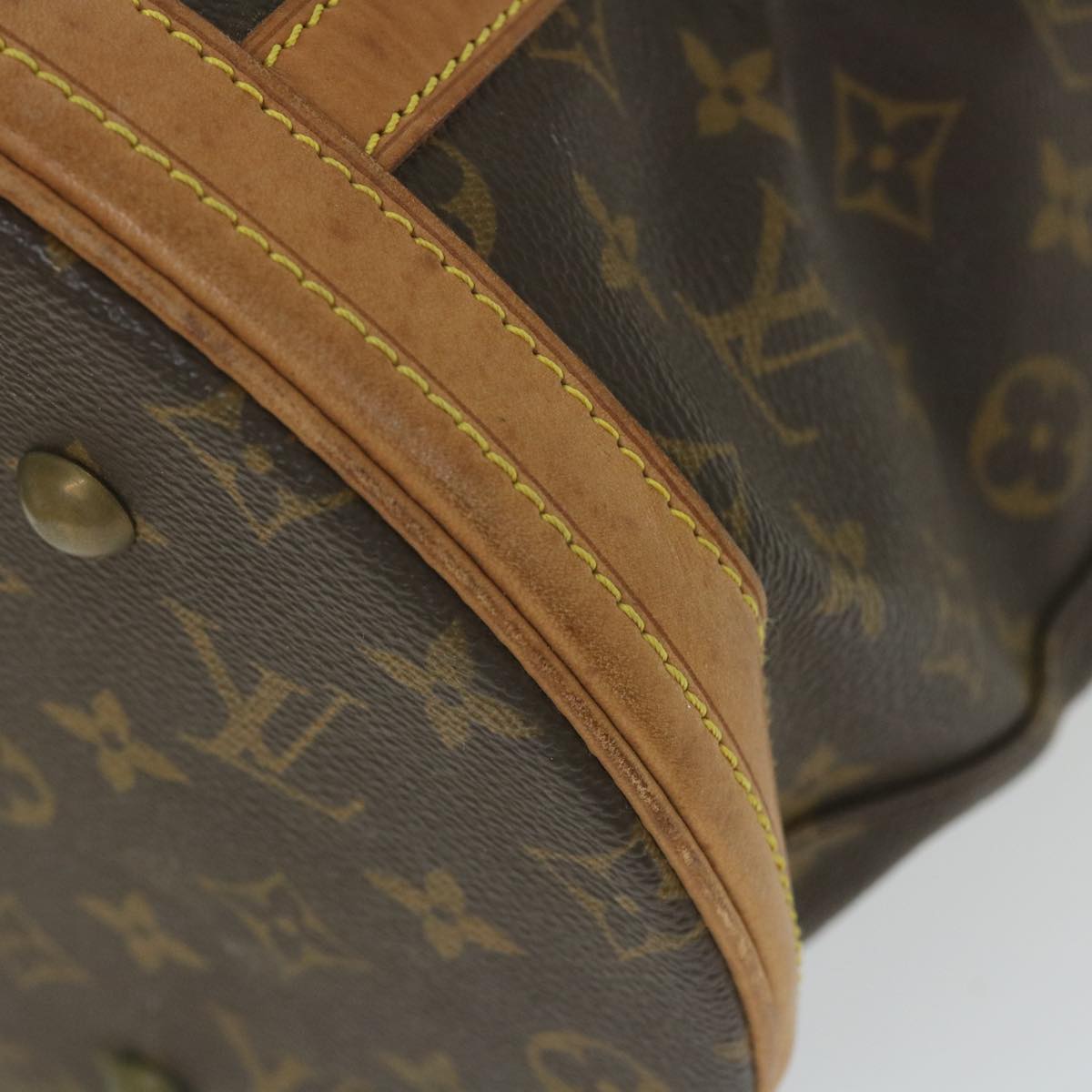 LOUIS VUITTON Monogram Bucket GM Shoulder Bag M42236 LV Auth ki3655