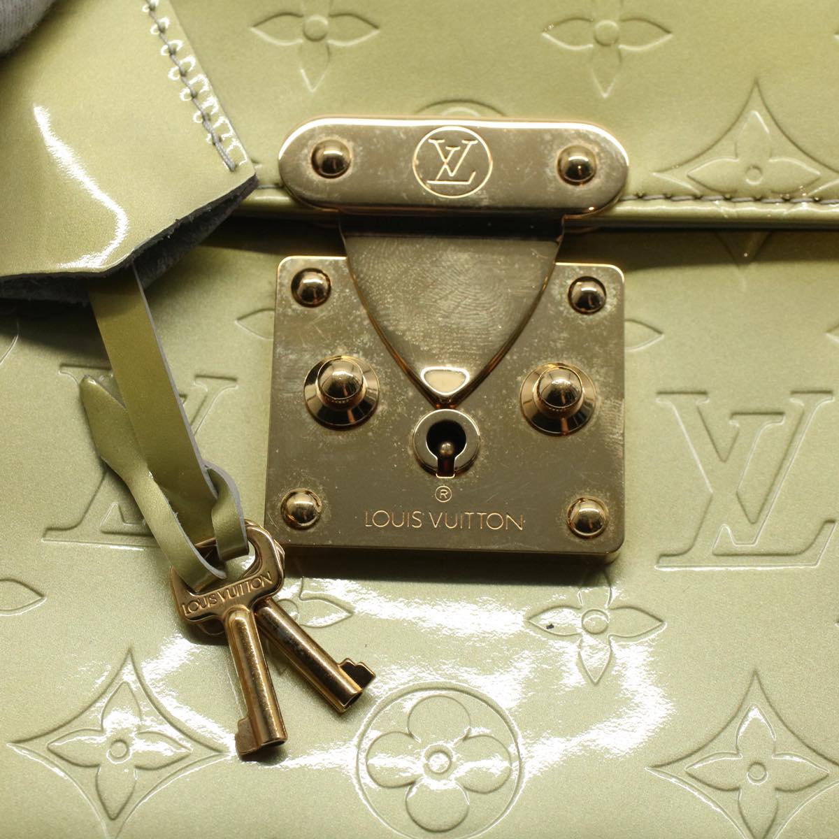 LOUIS VUITTON Monogram Vernis Spring Street Hand Bag Gris M91029 LV Auth ki3681