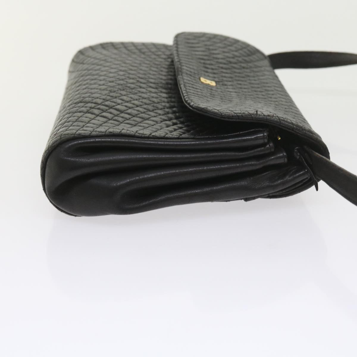BALLY Matelasse Shoulder Bag Leather Black Auth ki3694