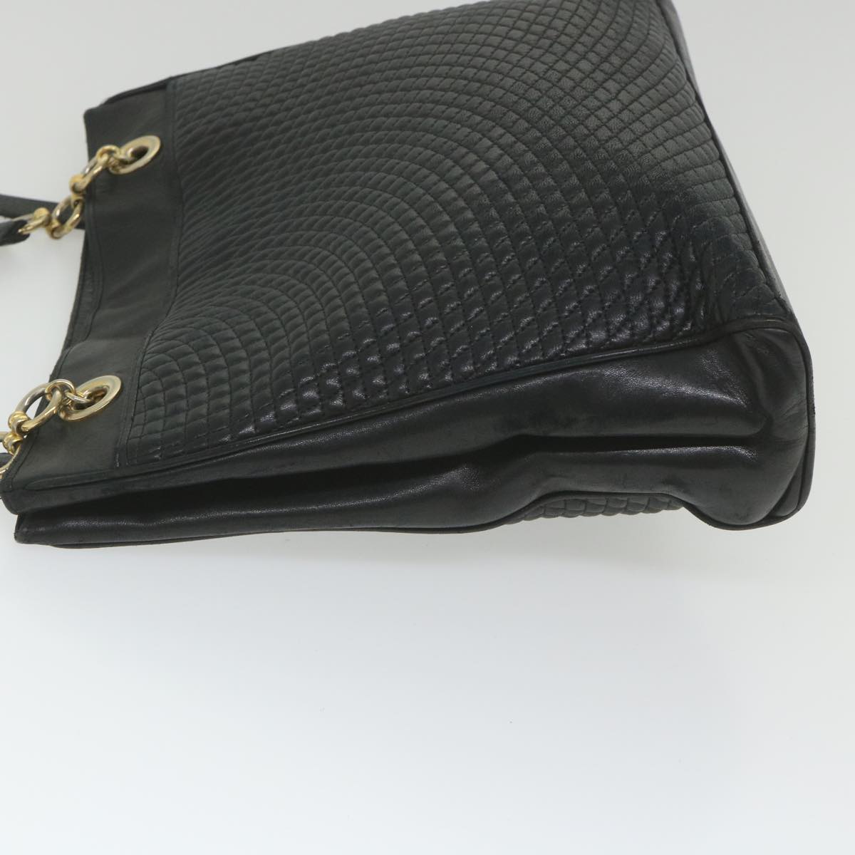 BALLY Matelasse Shoulder Bag Leather Black Auth ki3695