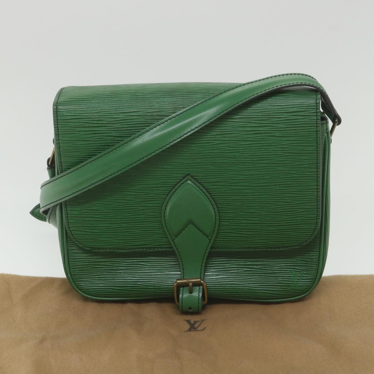 LOUIS VUITTON Epi Cartouchiere MM Shoulder Bag Green M52244 LV Auth ki3797