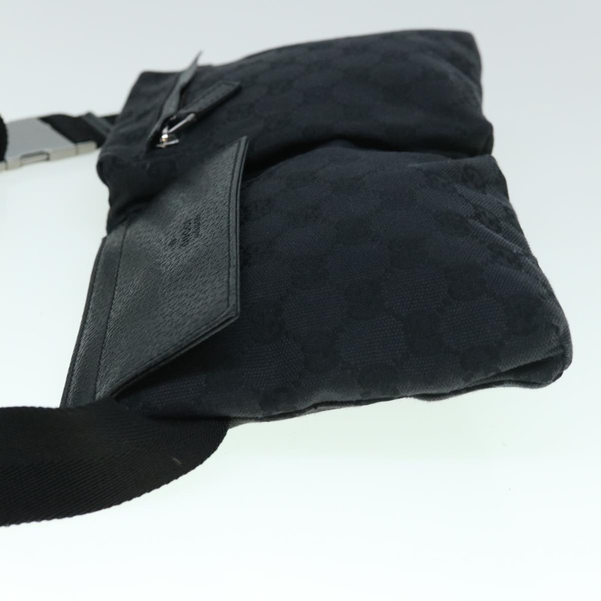 GUCCI GG Canvas Waist bag Black 28566 Auth ki3828