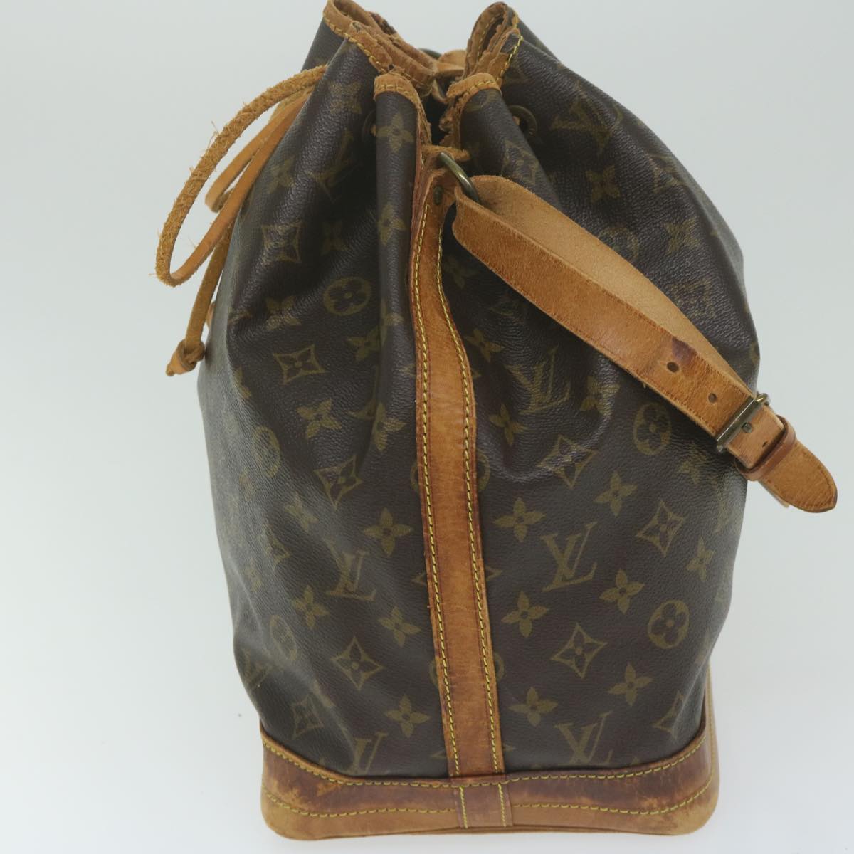 LOUIS VUITTON Monogram Noe Shoulder Bag M42224 LV Auth ki3968