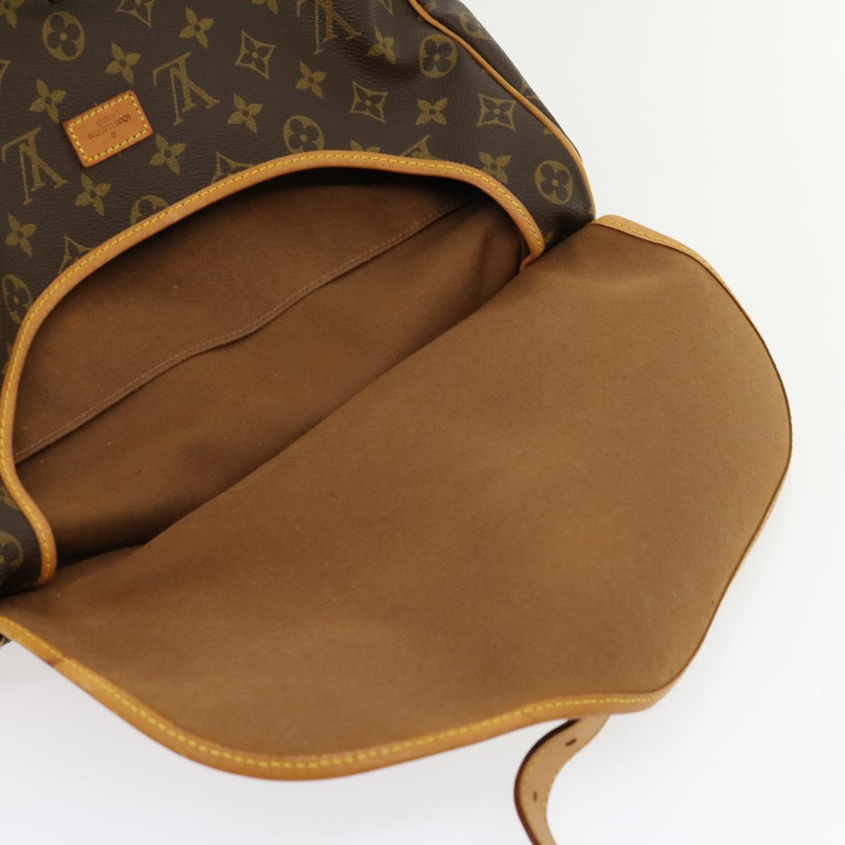 LOUIS VUITTON Monogram Saumur 35 Shoulder Bag M42254 LV Auth kk118