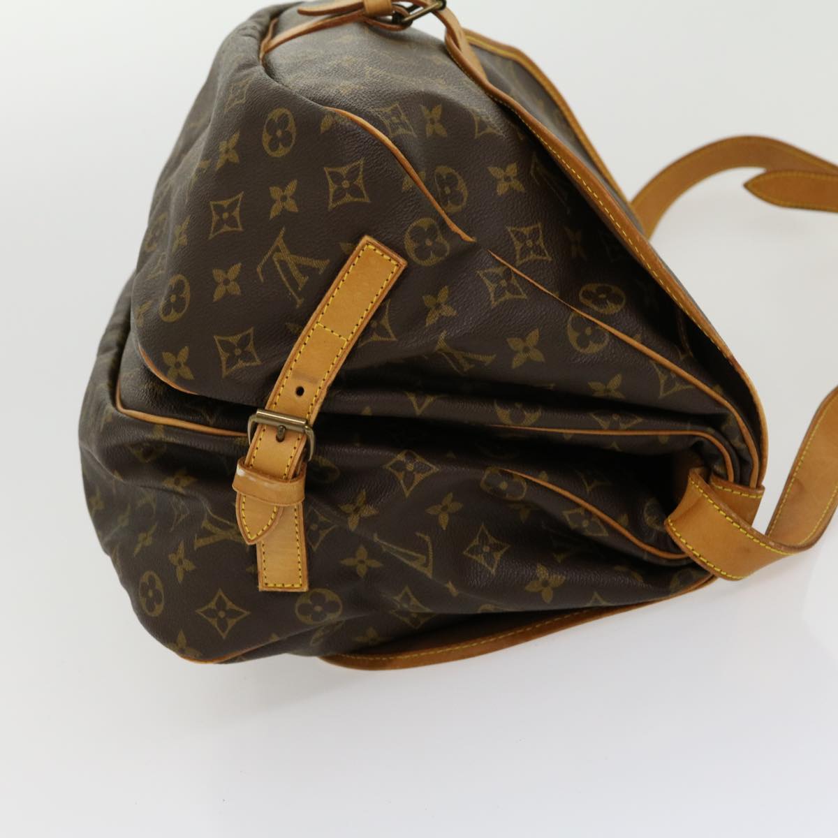 LOUIS VUITTON Monogram Saumur 35 Shoulder Bag M42254 LV Auth kk118