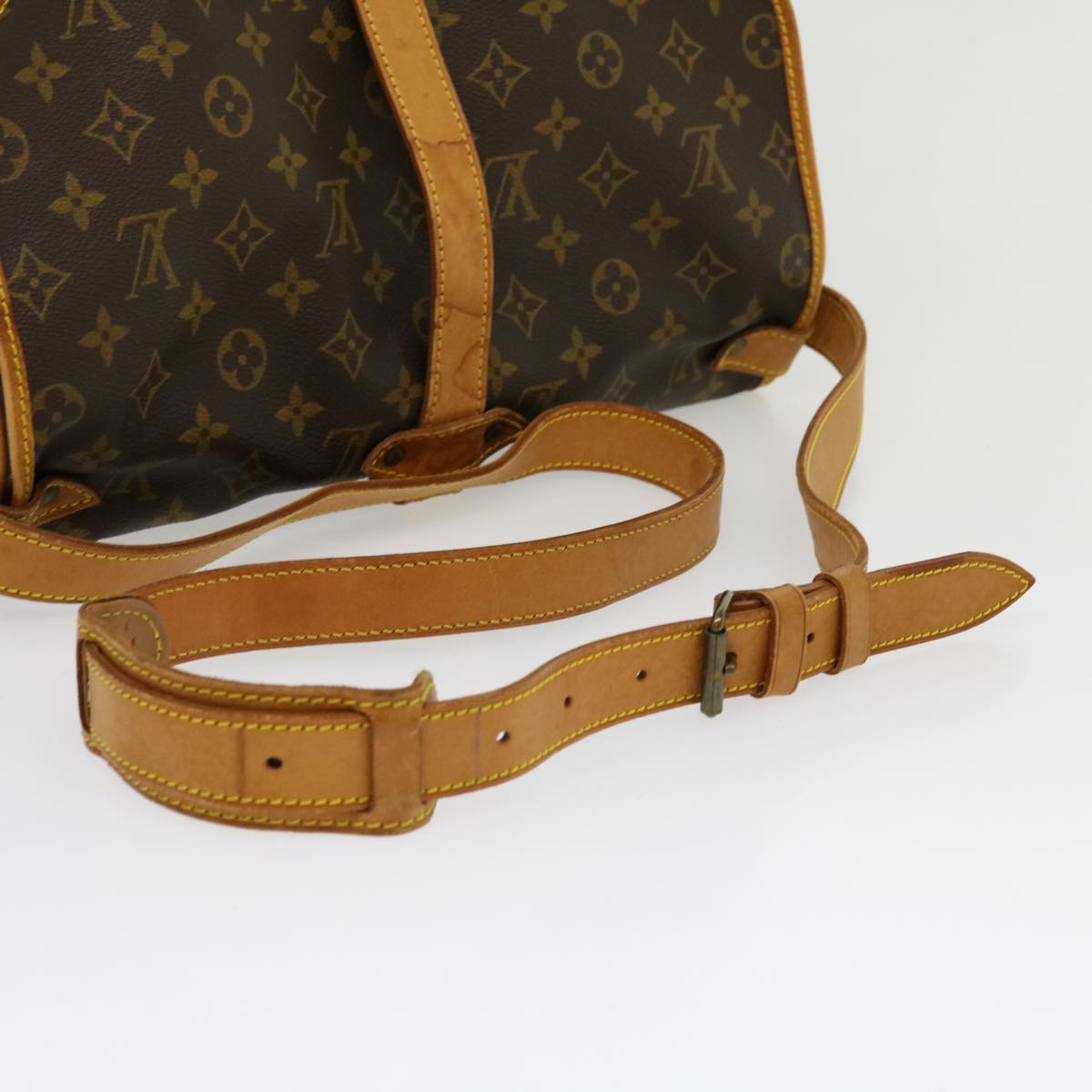 LOUIS VUITTON Monogram Saumur 35 Shoulder Bag M42254 LV Auth kk118