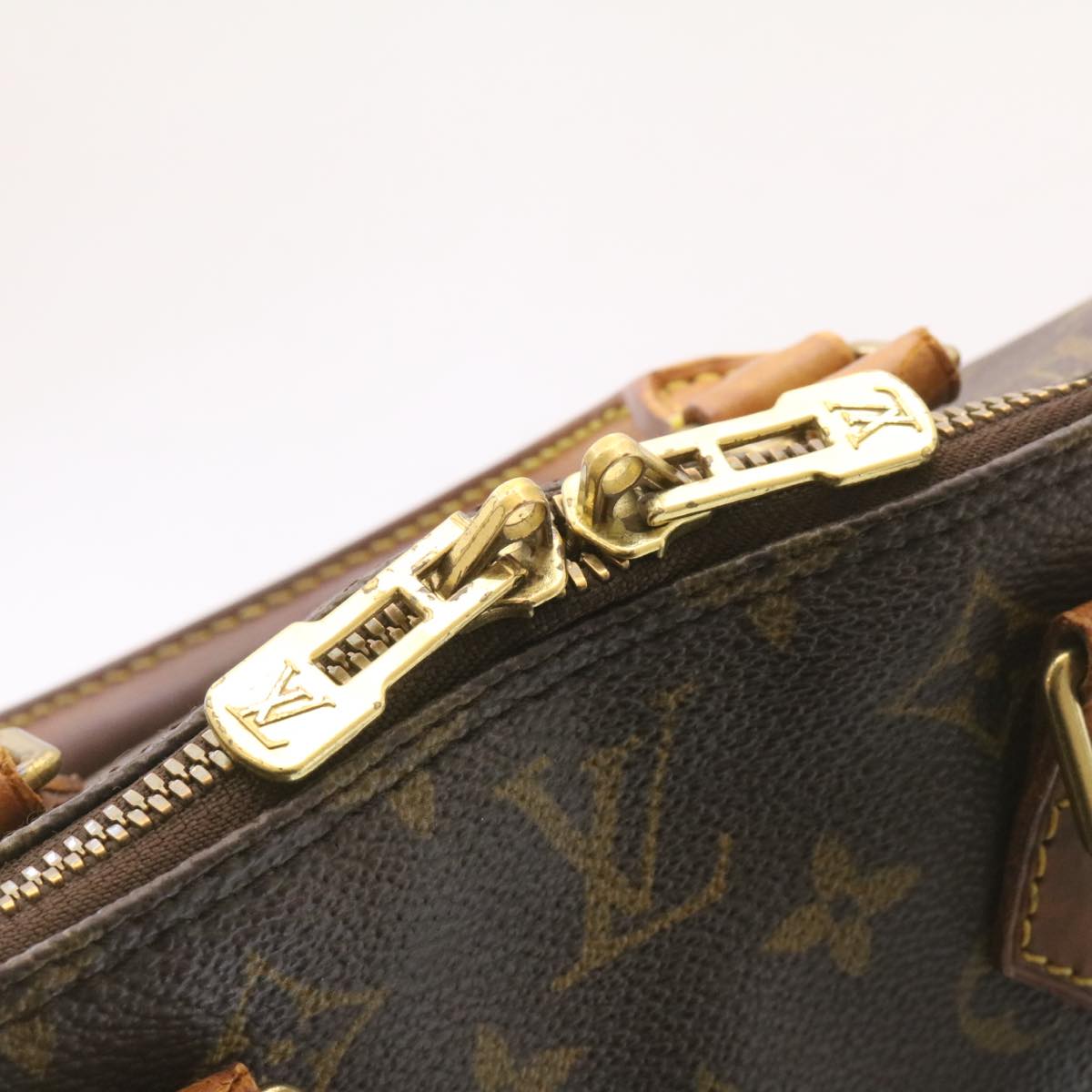 LOUIS VUITTON Monogram Alma Hand Bag M51130 LV Auth lc020