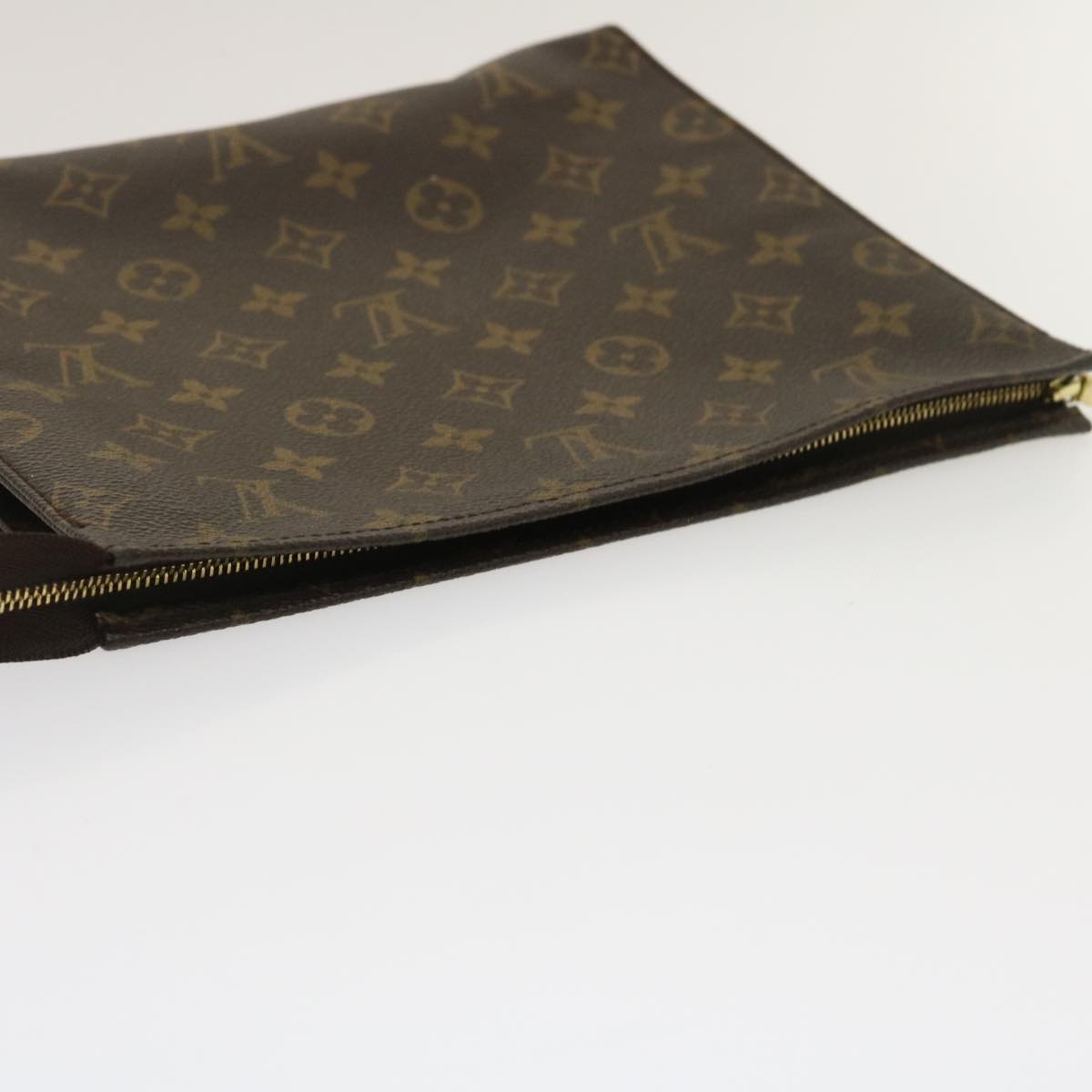 LOUIS VUITTON Monogram Poche Toilette 26 Pouch M47542 LV Auth lt427