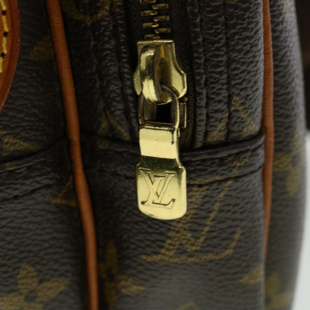 LOUIS VUITTON Monogram Reporter PM Shoulder Bag M45254 LV Auth lt657